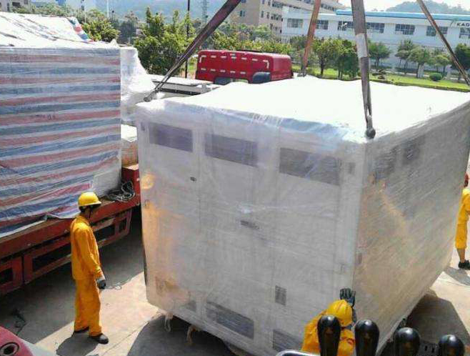 無錫設備吊裝搬運公司：要想控制起重吊裝安全，這八點安全點必須要注意！