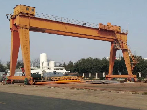 無錫設備吊裝公司為您分析橋式起重機的用途和優點具體有哪些？