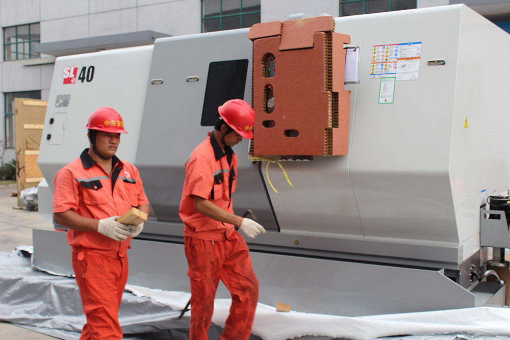 進(jìn)口精密加工中心搬運(yùn) 進(jìn)口精密加工中心搬運(yùn)